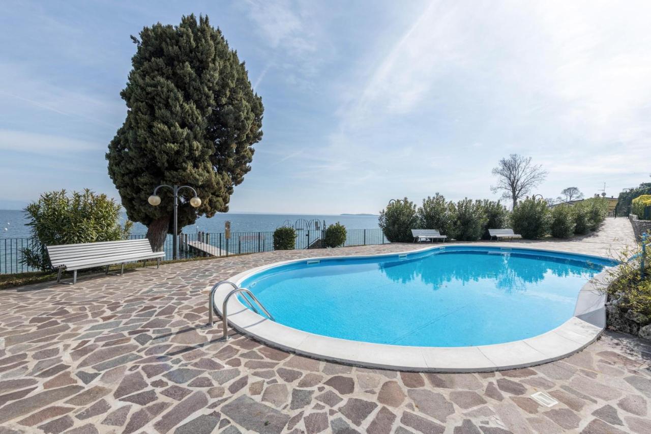 On The Beach Lake View Manerba del Garda Ngoại thất bức ảnh