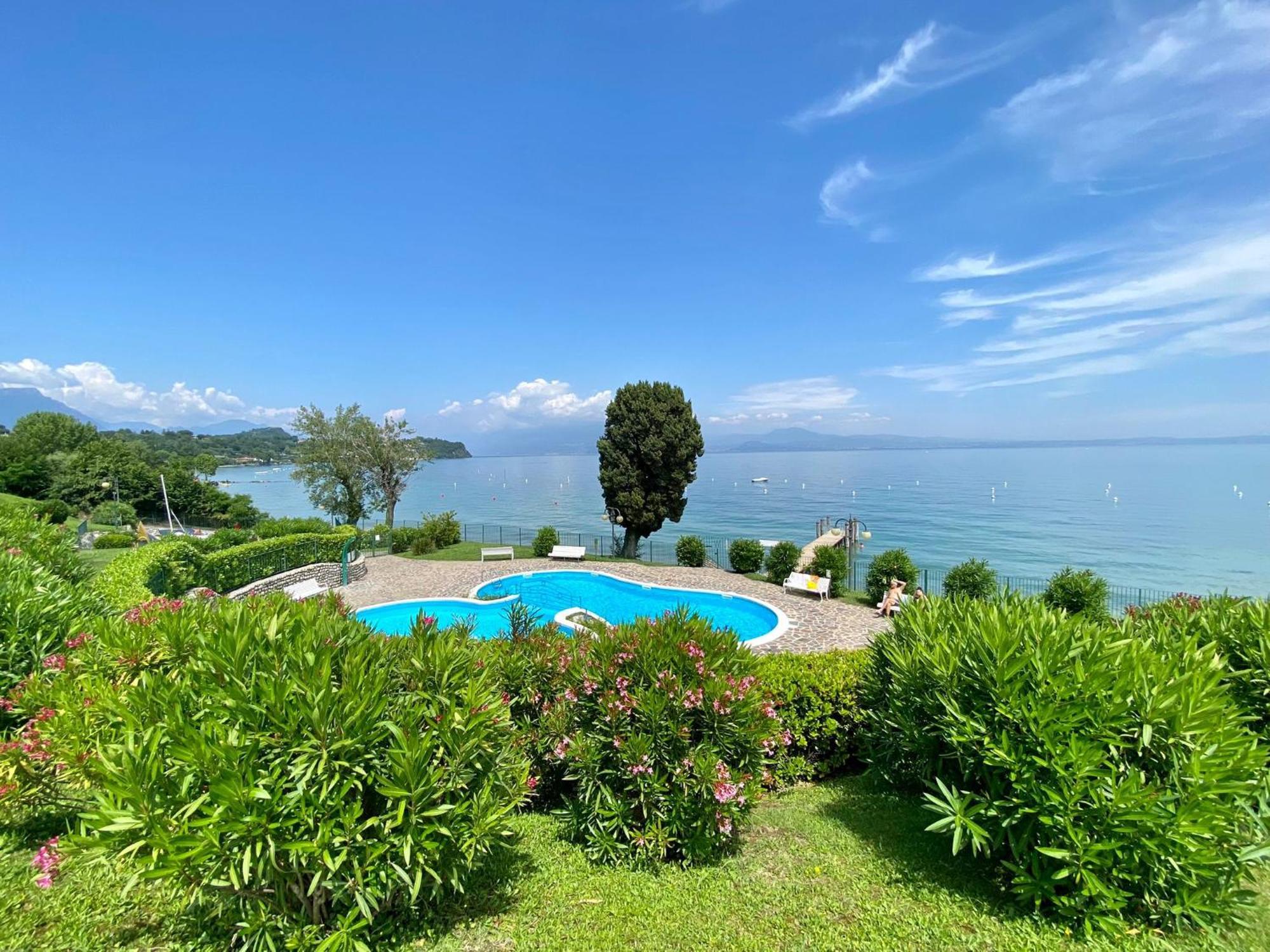 On The Beach Lake View Manerba del Garda Ngoại thất bức ảnh